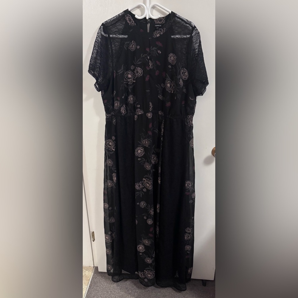 Torrid Black Floral Chiffon Lace Maxi Dress Size 2x